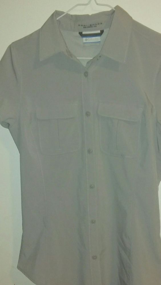 Women's Xs grey Columbia shirt